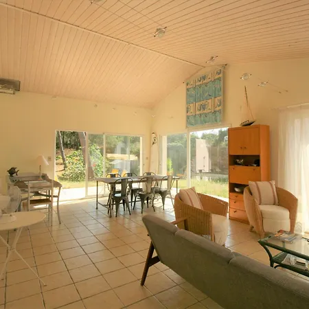 Maison Avec Jardin à 150m De La Plage, 2 Chambres, Wi-fi, Parking, Animaux Acceptés - Fr-1-22-351 La Tranche-sur-Mer
