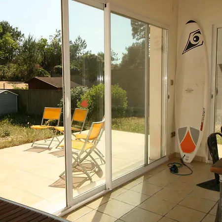 Hébergement de vacances Maison Avec Jardin à 150m De La Plage, 2 Chambres, Wi-fi, Parking, Animaux Acceptés - Fr-1-22-351 *