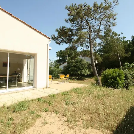 Maison Avec Jardin à 150m De La Plage, 2 Chambres, Wi-fi, Parking, Animaux Acceptés - Fr-1-22-351 *